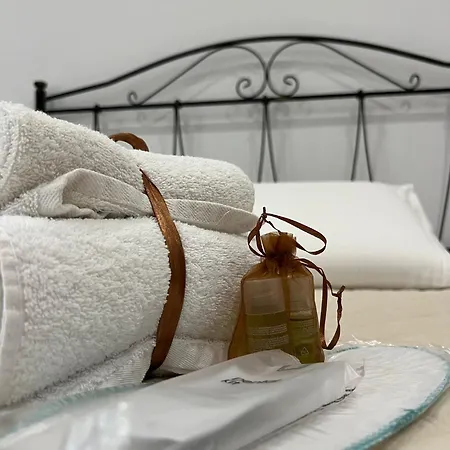 לינה וארוחת בוקר Angelica 3*